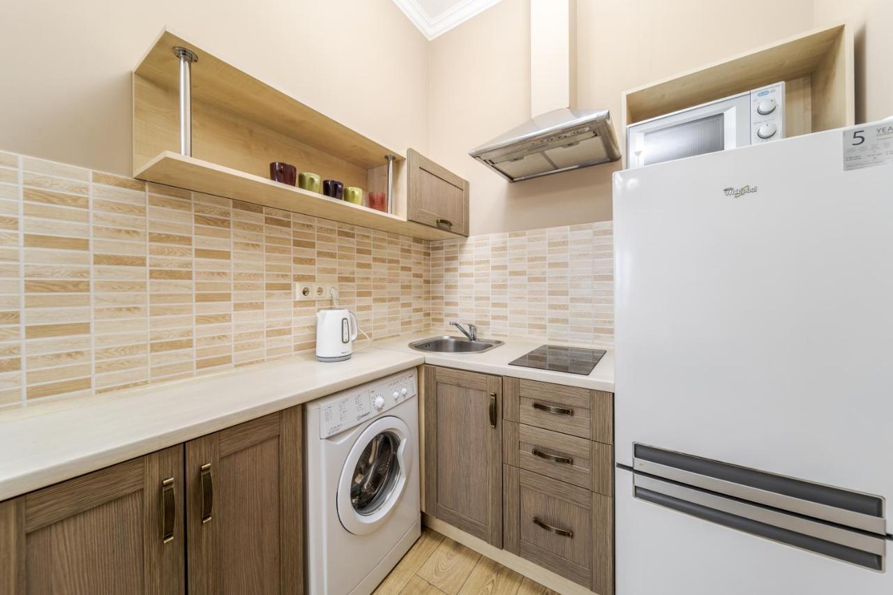 Apartment On Stavropihiiska Street 1 Львов Экстерьер фото